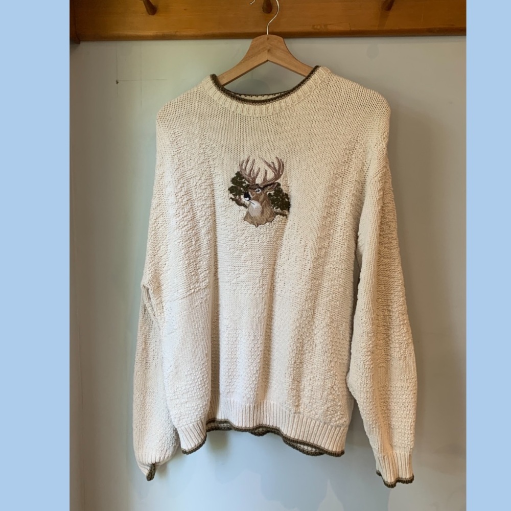 VINTAGE DEER SWEATER